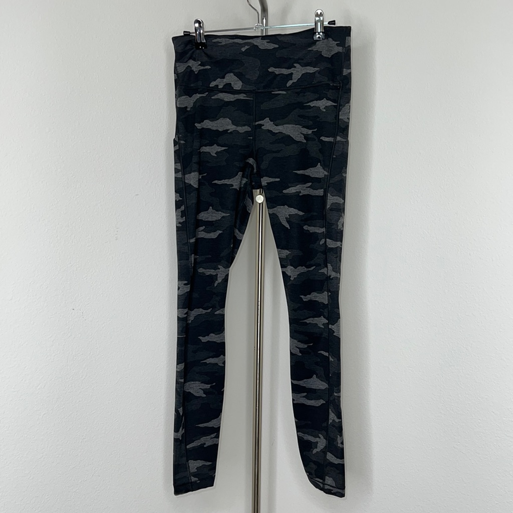 Athleta Camo 7/8 Leggings